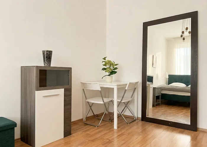 Apartman Comfortable 3br Shared Retreat Next To Belvedere Palace Bécs