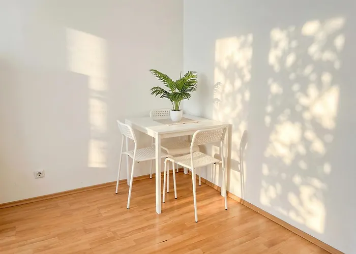 Comfortable 3br Shared Retreat Next To Belvedere Palace * Bécs