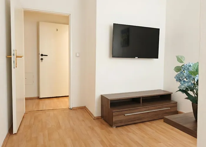 Comfortable 3br Shared Retreat Next To Belvedere Palace * Bécs